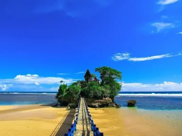 Balekambang Beach, a Beautiful Beach With Enchanting Natural views in Malang